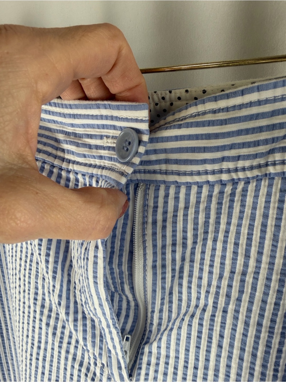 Talbots Light Blue & White Seersucker Cropped Pants - Picture 6 of 11